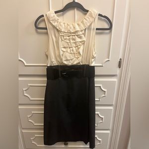 Business style dress. Perfect for the office or job interview